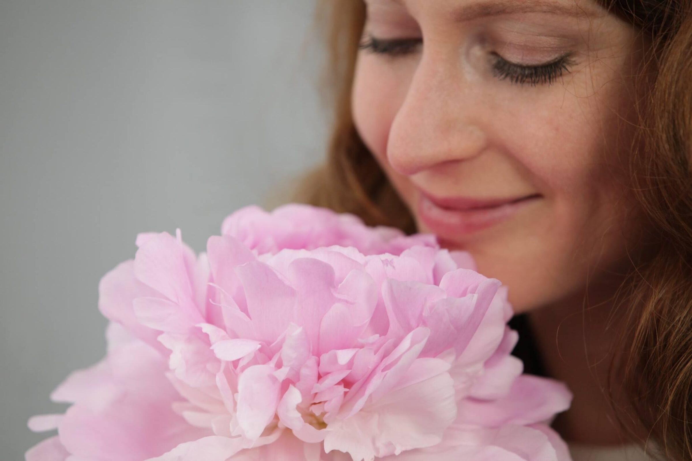 3 fragrant peonies for Mother's Day